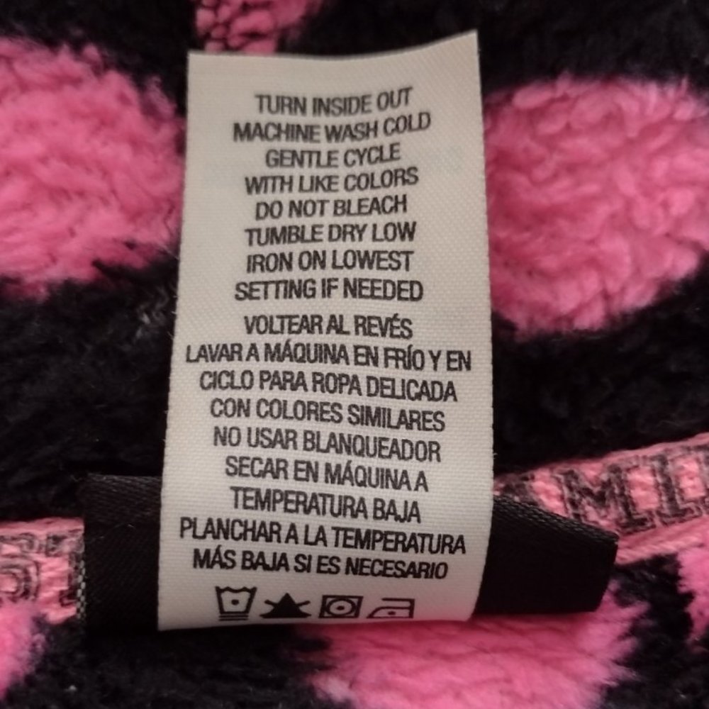 Joe Boxer Fleece Robe - Picture 4 of 6